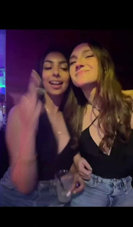 reine de pique onlyfans sexy de haute qualité img