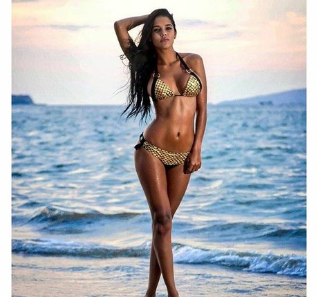 fans de gothique asiatique uniquement chaud adulte photos