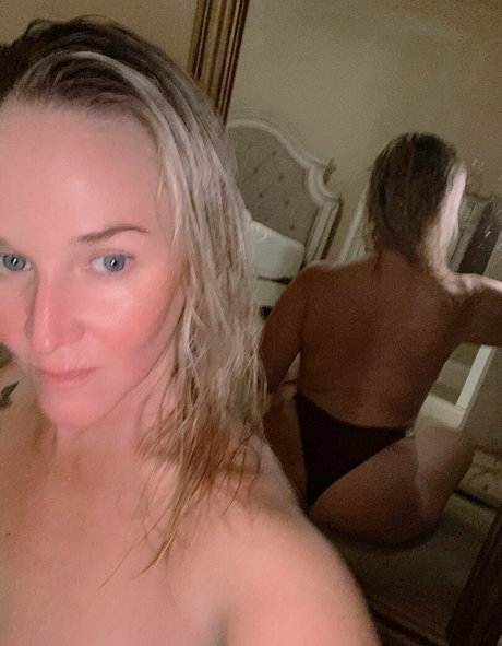 deesiren modèle xxx galeries