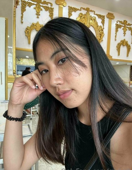 mvlust star du porno gratuit img