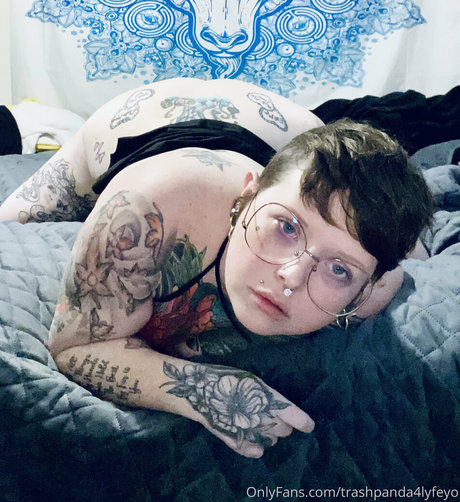 chatte giclante onlyfans parfait érotique collection