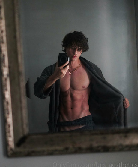 luis aesthetics étoile adulte photo