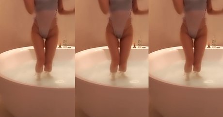 Yepyeppp_ modèle gratuit images