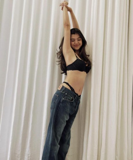 saraecheagaray actrice nue image