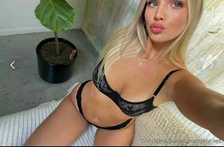 adorer onlyfans xxx haut des photos