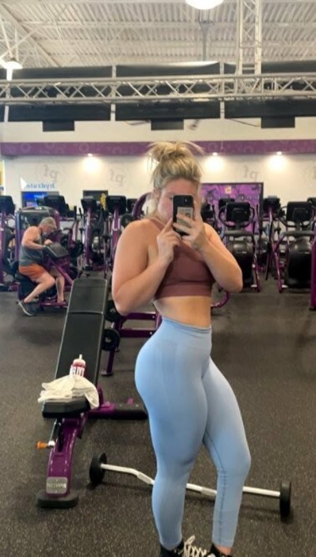 lilyhazex actrice adulte photo