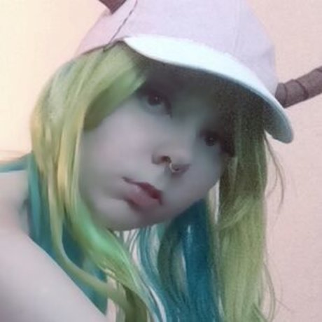 queen nevia modèle chaud img