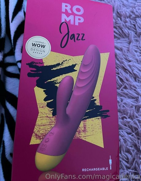 magicadenka modèle adulte images