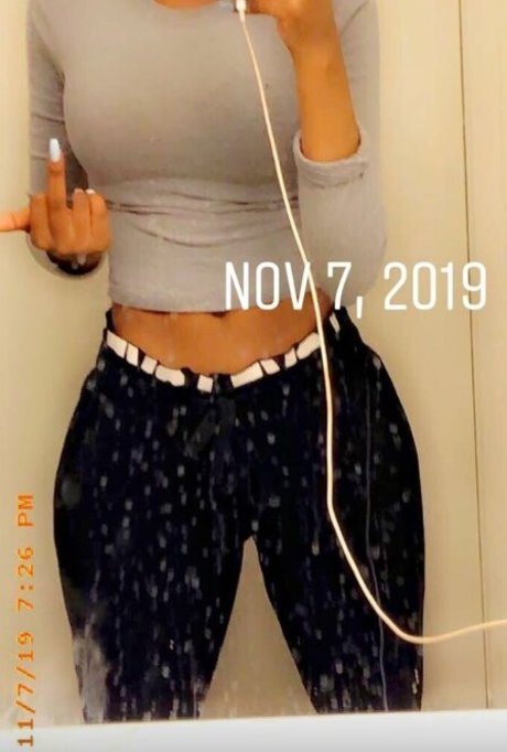 Supasoakerchy star du porno exclusive des photos