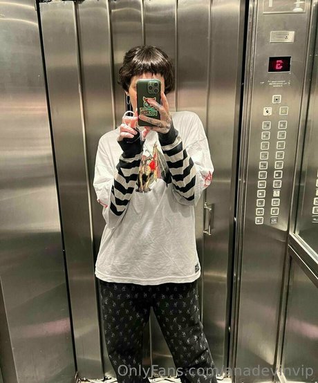 anadevinvip star du porno sexy image