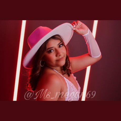 Ms Megan beau modèle photo