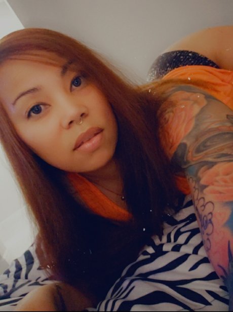 T L A étoile adulte photos