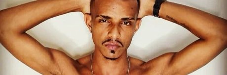 Miguel Renato modèle gratuit collection