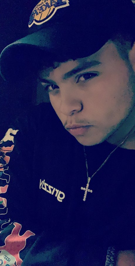 Titus modèle joli photos