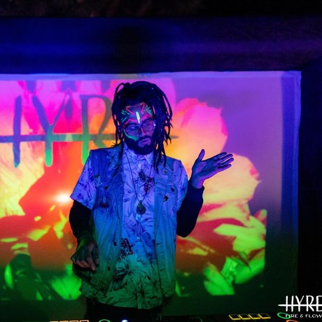 PineappleFlow star du porno chaud images