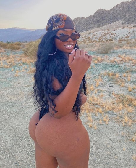 Body Risky_ star du porno en haute qualité collection