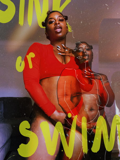 Belladon Bentley actrice de nus collection