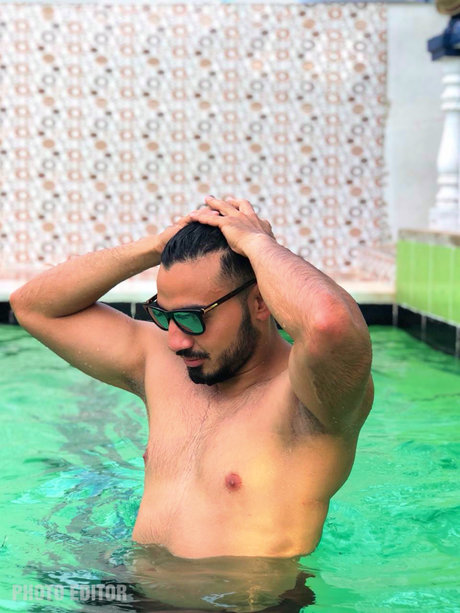 Sebasti n Gonz lez sexe de star du porno archive