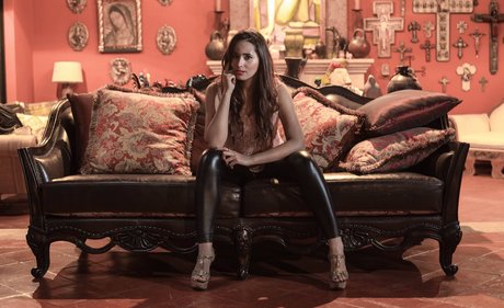 feet amp ampleathergodess modèle érotique collection