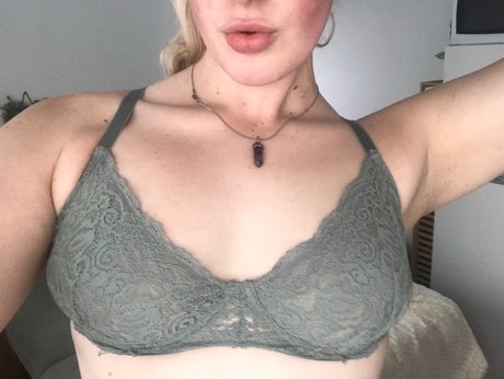 T Girl S_ belle étoile galeries