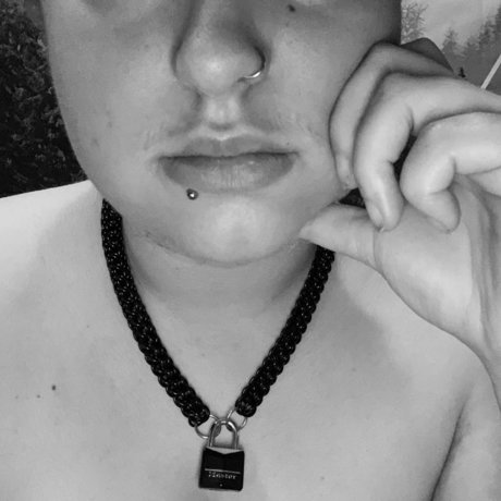 fans de monstres uniquement nu chaud des photos