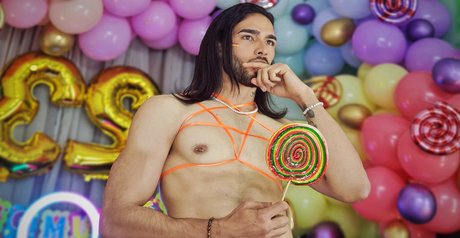 Jorge Coronell modèle joli collection