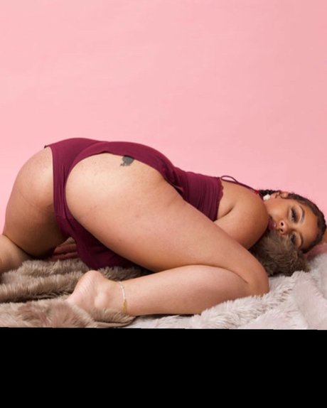 ELLE THE HONEY BUNNY star du porno de haute qualité photos