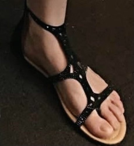 02petitefeet nus star du porno galerie