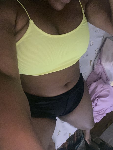 cuisses épaisses onlyfans qualité supérieure photos