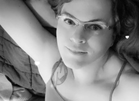 Olivx star pornographique image