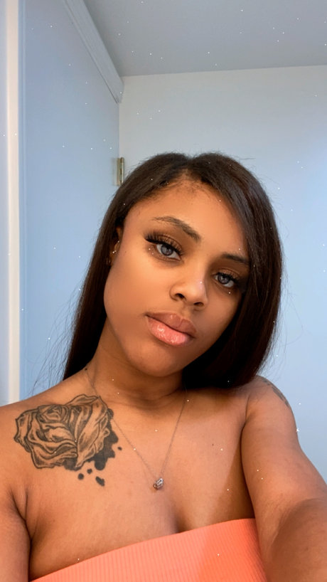 lesbiennes aux gros seins onlyfans porno sympa photos