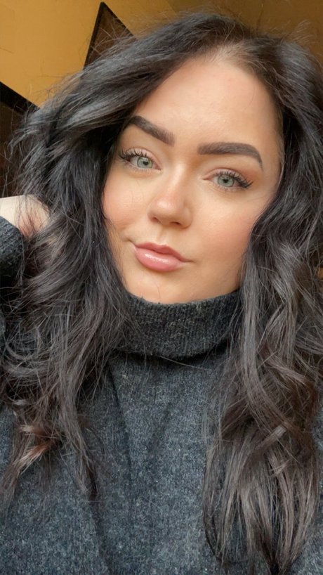 Miss Felicia étoile de haute qualité galeries