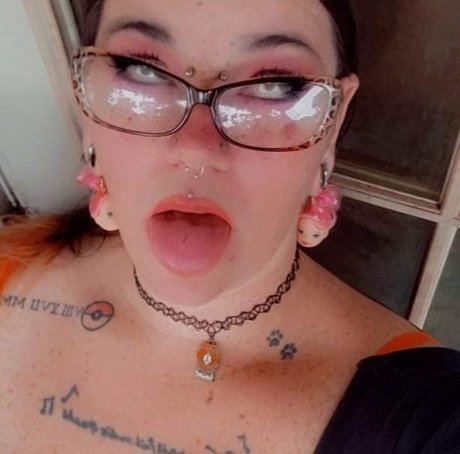 TriciaTreat modèle joli img