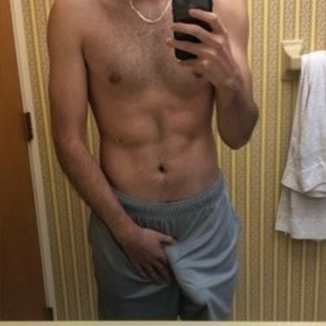 plus de 50 fans uniquement nu xxx archive