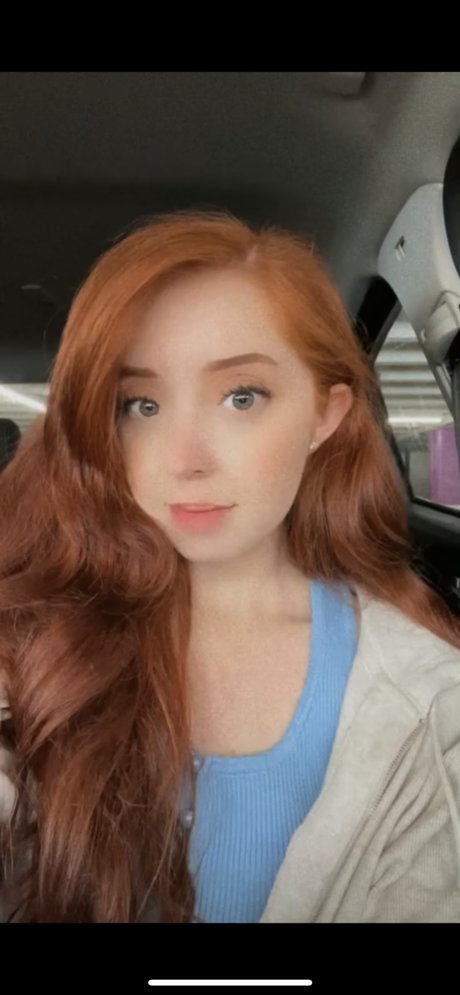 Nova Jenea star du porno en haute qualité galerie