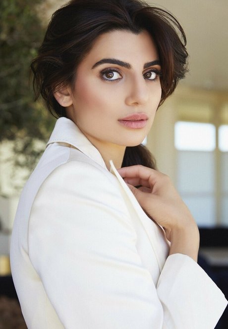 Claudia Doumit étoile gratuite img