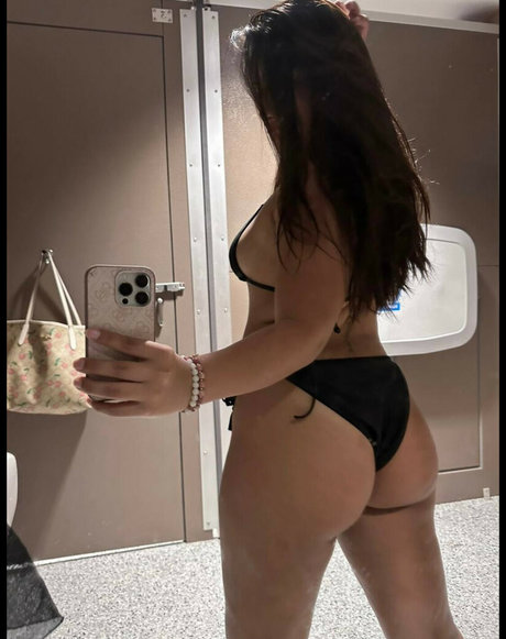 Urgfshay modèle sexy galerie