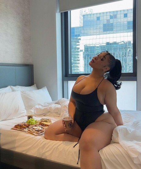 amielatisha star du porno gratuit image