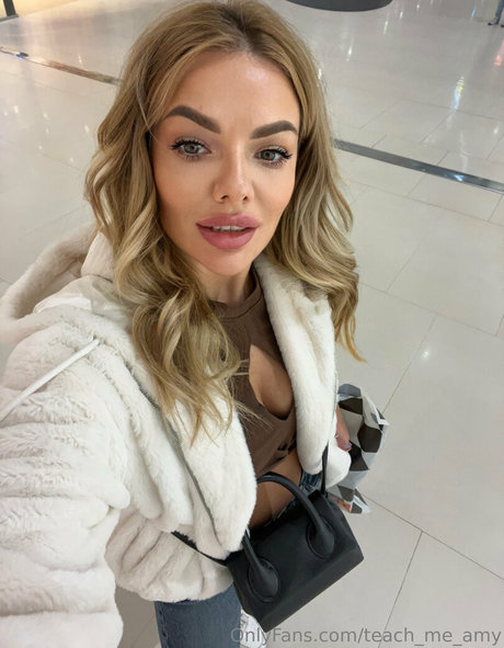 éjacule sur la langue onlyfans meilleur hd collection