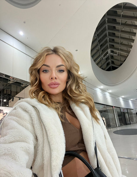 teach me amy modèle exclusif des photos