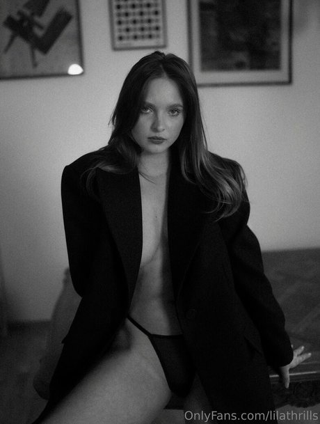 lilathrills modèle joli archive