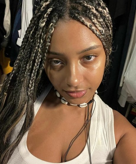 Plantbae nus star du porno images