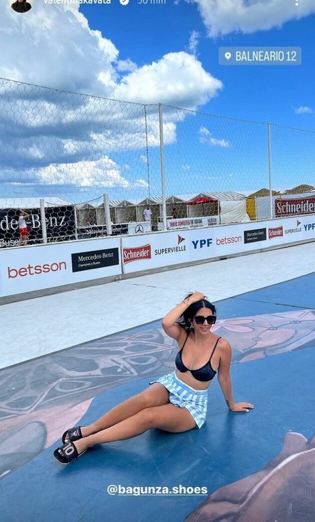 Valentina Kavata star du porno parfaite galerie