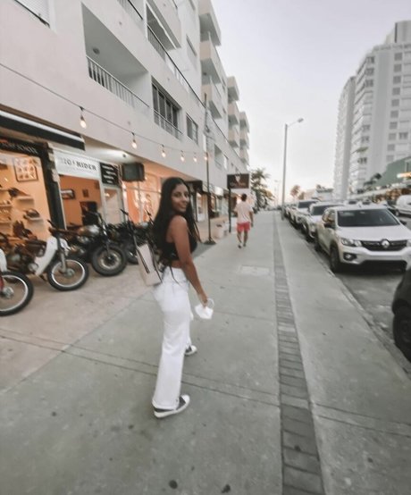 Valentina Kavata actrice de sexe images