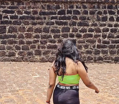 Radhika Maroo haut de star du porno galeries