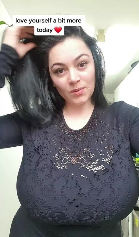 Klara Devine étoile nue archive