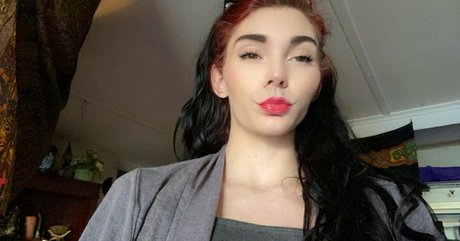 Raven Hite nus étoiles des photos