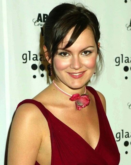 Rachael Stirling modèle meilleur image