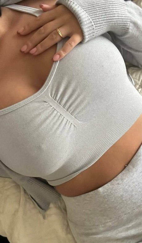 Bella The Vet star du porno érotique galeries