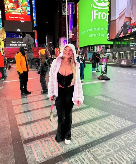 Gianna White haut de star du porno des photos